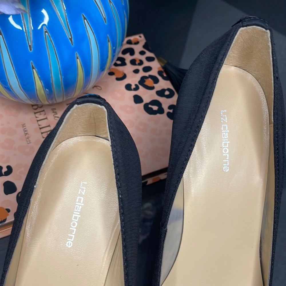 Black liz claiborne high-heeled shoe - Picture 13 of 16